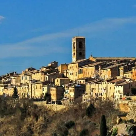 Casa Vacanze Nel Cuore Del Centro Storico: Il Tuo Rifugio Autentico! Colle Val D'Elsa